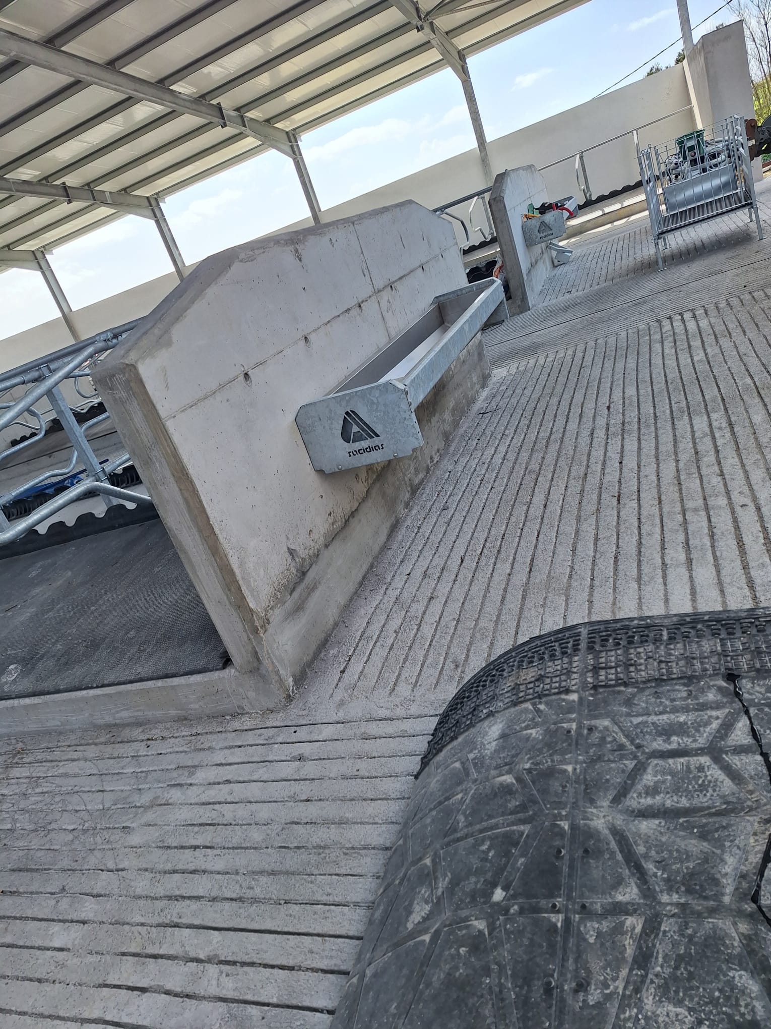 Bebedouros - Image 2